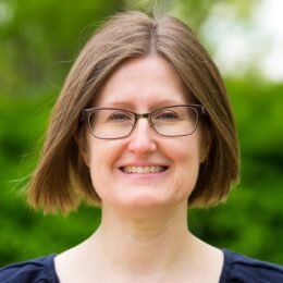 Headshot of Liz Thompson