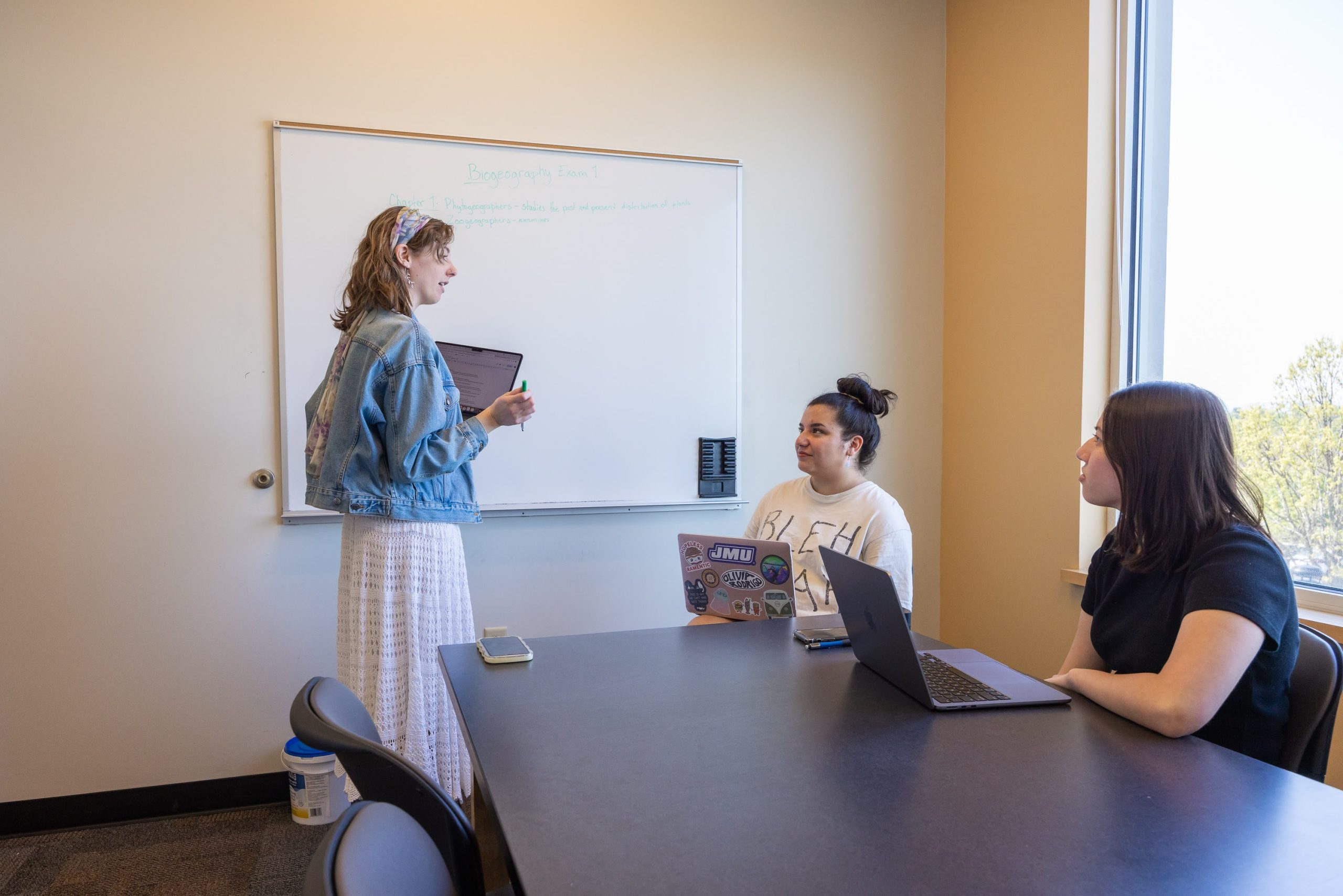 Study Spaces in JMU Libraries JMU Libraries